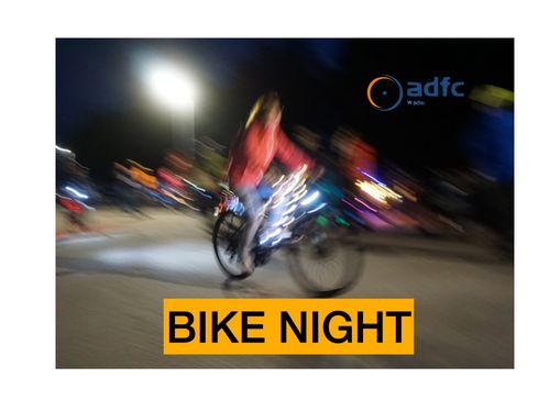 Mit dem Fahrrad durch die Nacht