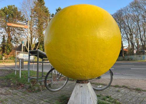 Mit dem Fahrrad von der Sonne zum Pluto und zurück