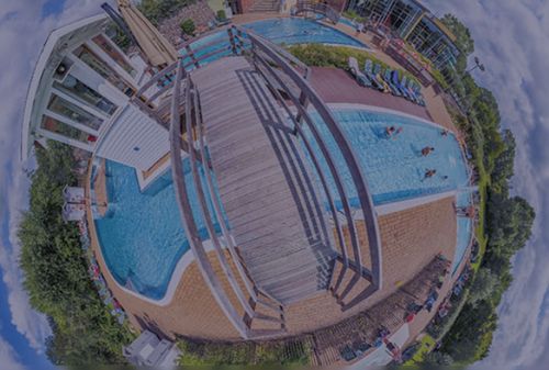 360-Grad-Ansicht der Badebucht: Screenshot von der Badebucht-Webseite.