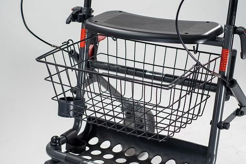 Mobilitätstraining für Rollator- und Rollstuhlnutzende
